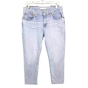 LEVI'S Boyfriend Jeans Women's 29 Light‎ Wash Blue Mid-Rise Denim Pants Stretch
